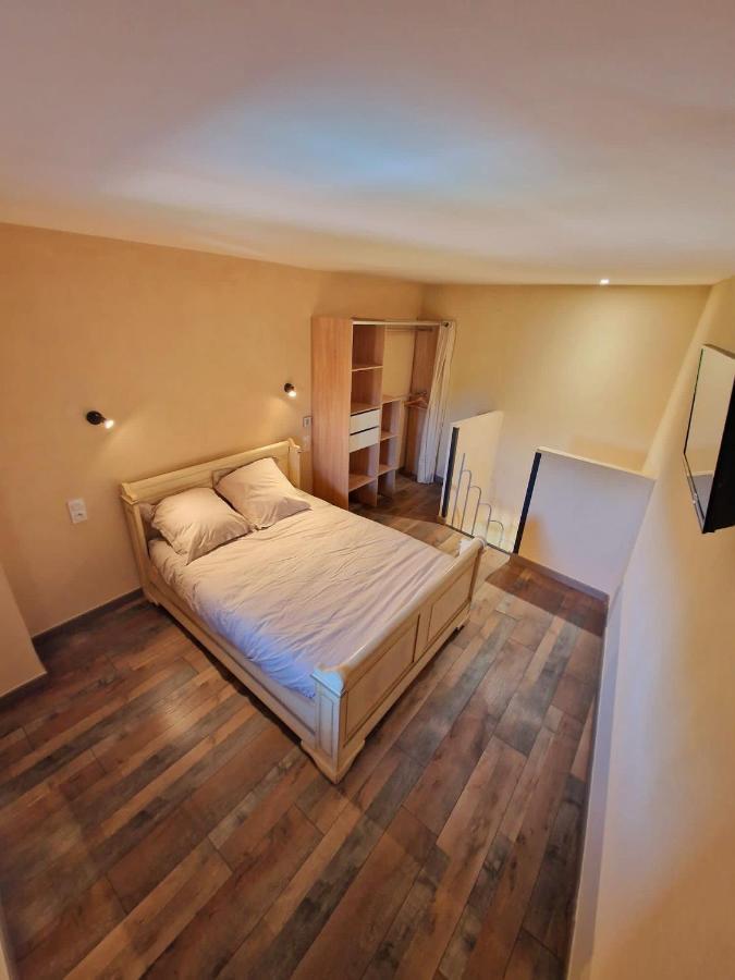 Appart Hotel Du Grand Soleil Saint Chinian Bagian luar foto